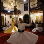 イスラム神秘主義教団の不思議な回転ダンス ”セマー” を無料で見れる場所
